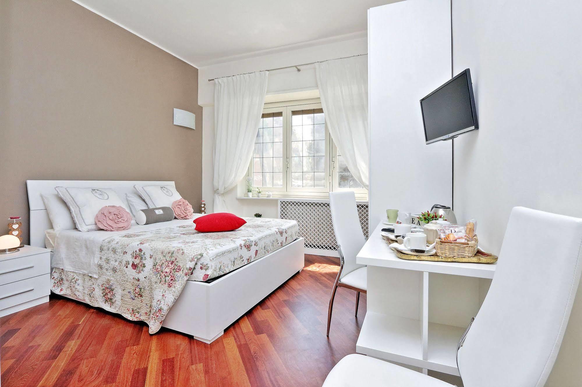 San Pietro Stazione Guesthouse 로마 외부 사진