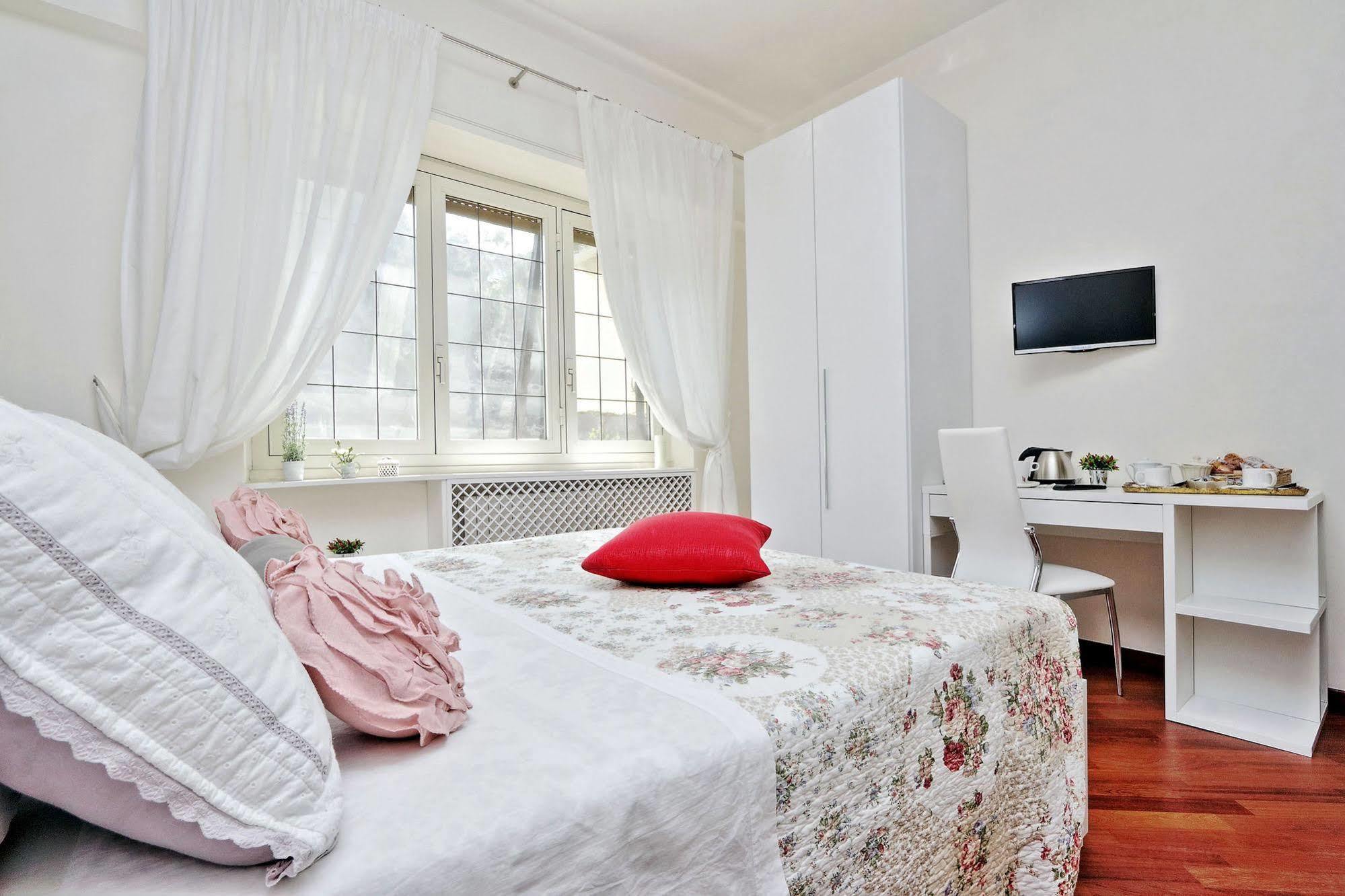 San Pietro Stazione Guesthouse 로마 외부 사진