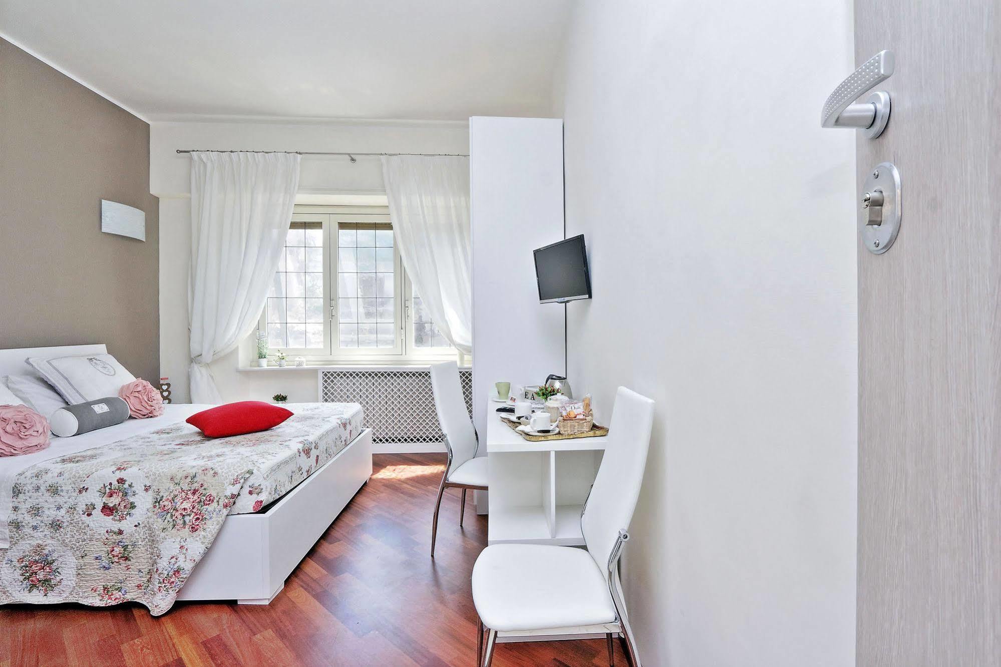 San Pietro Stazione Guesthouse 로마 외부 사진