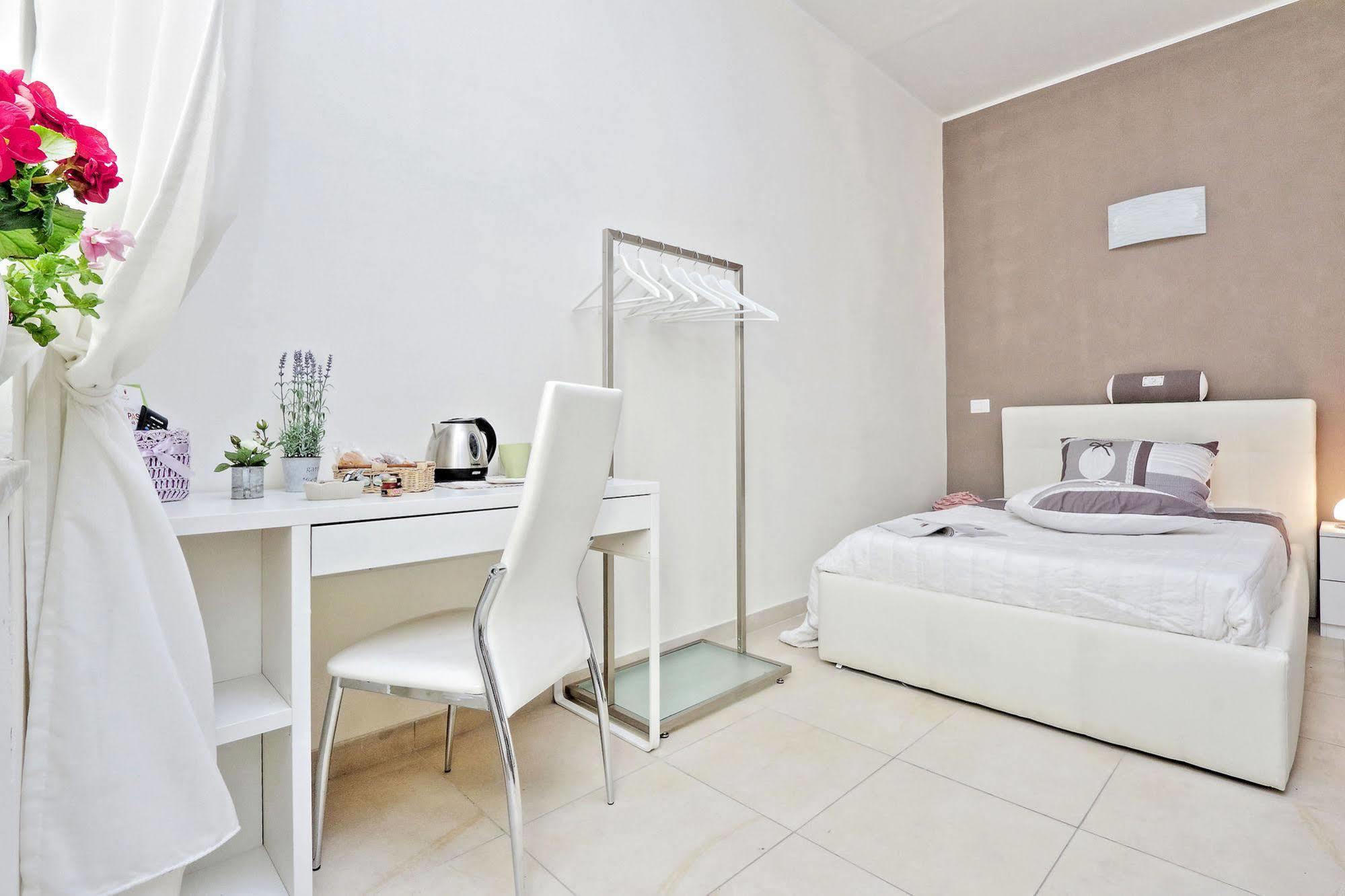 San Pietro Stazione Guesthouse 로마 외부 사진